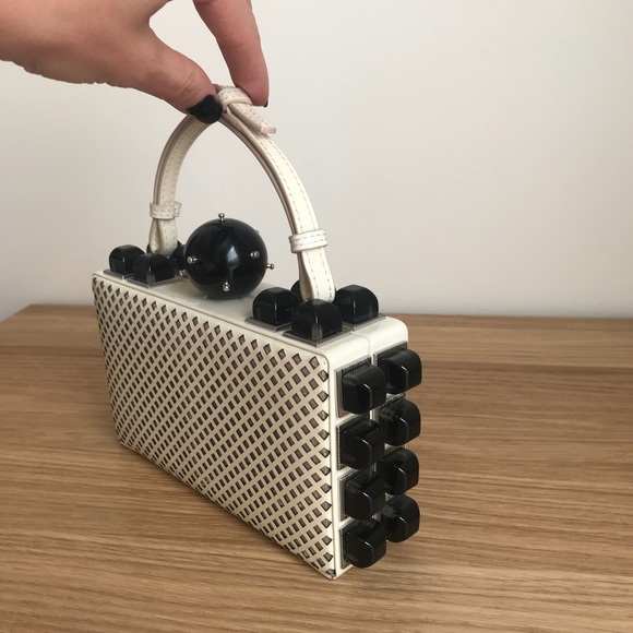 Tonya Hawkes limited edition mini bag - Picture 5 of 6